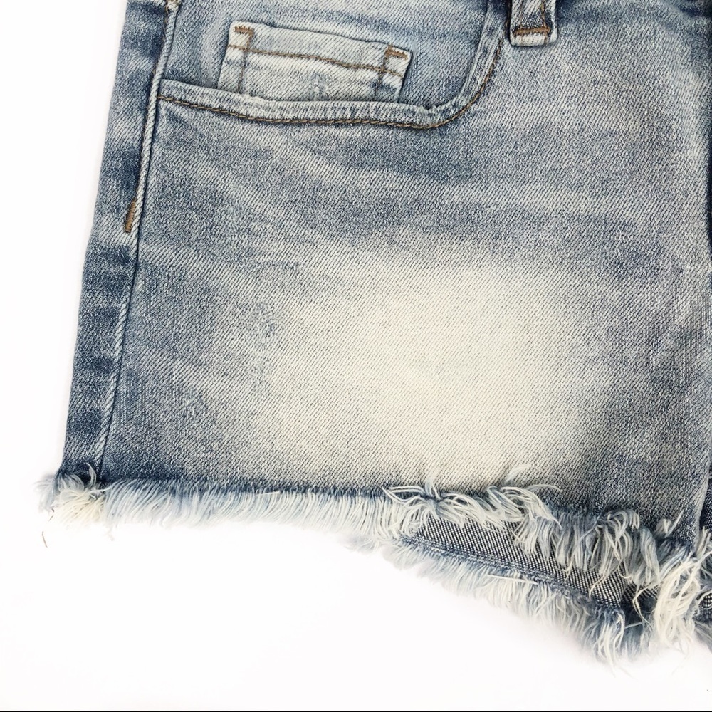 Victoria’s Secret Pink Distressed Denim Raw Hem Light Wash‎ Short Shorts Cutoffs - Picture 4 of 7